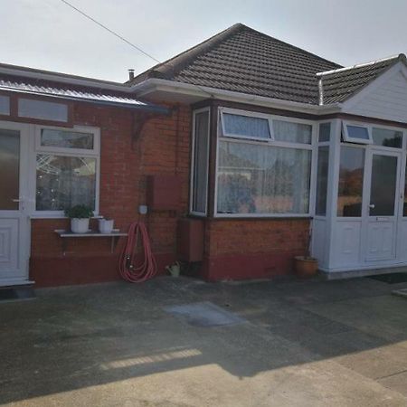 Rest Room Near To Heathrow Airport Ashford  외부 사진